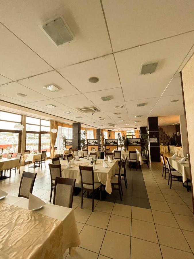 Hotel Sens Mierzyn  Esterno foto
